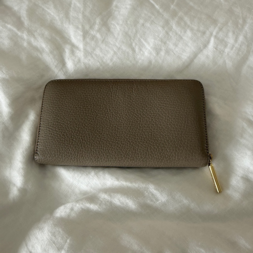 Cuyana Taupe Zip Wallet with Gold Hardware
